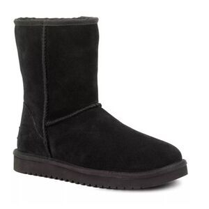 Koolaburra by UGG Black Short Boot Size 7 Suede Molded EVA Shearling NEW